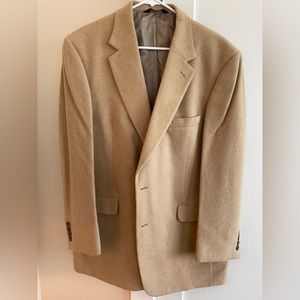 Men’s tan coat large